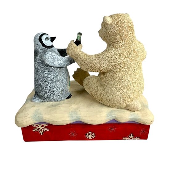 Jim Shore Friendship Goes Better With Coke Polar Bear Penguin Figurine 4059474 - Picture 3 of 6